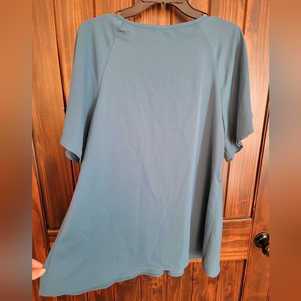 Nwot Bloomchic Blouse - image 8